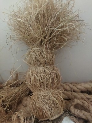 Doğal Püskül Otu - Saçak Otu - 75cm x 2m El Dokuması Doğal Püskül Otu - Saçak Otu - 75cm x 2m El Dokuması